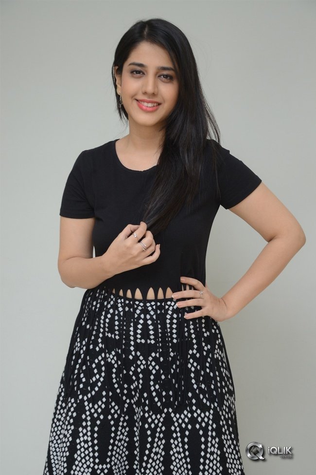 Simran-Pareenja-New-Photos